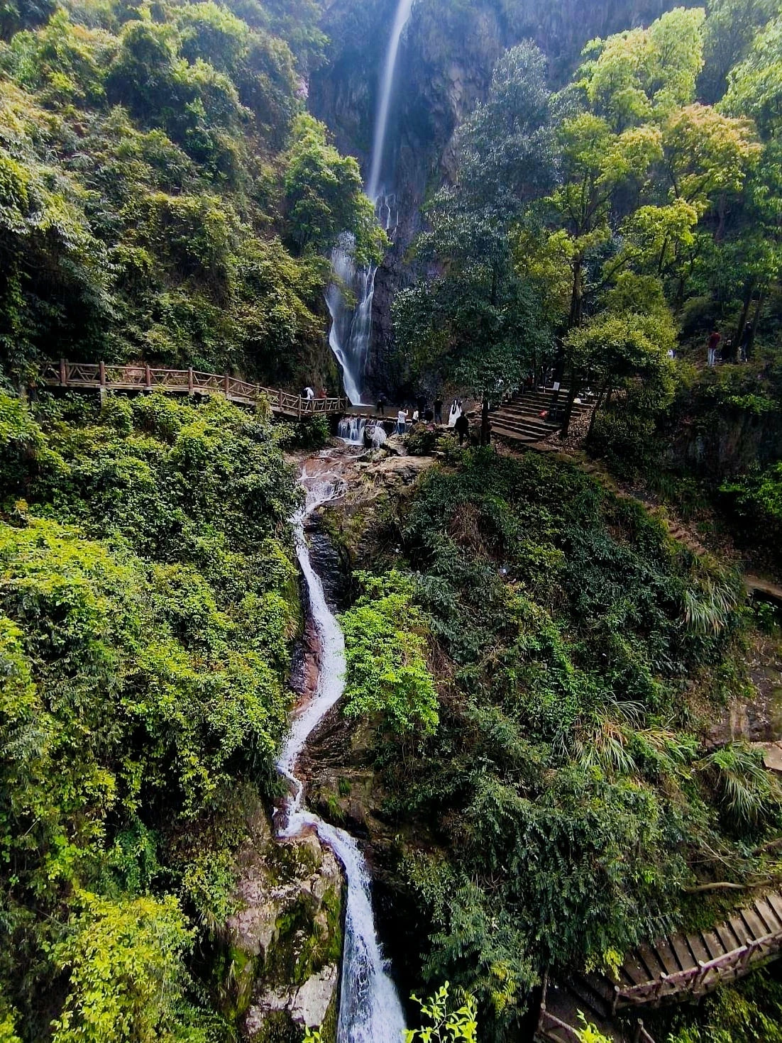جبل سونغبو في ييوو شلالات ومشي جبلي